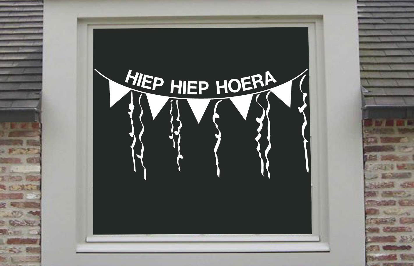 Hoera met slingers